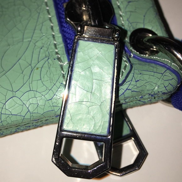 RAFE MINT CLUTCH - Picture 3 of 8